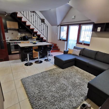 Galery Apartman Jula Exterior foto