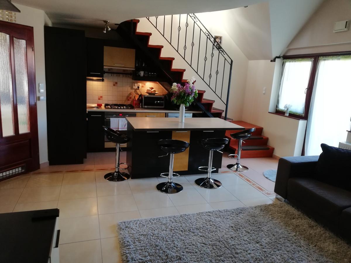 Galery Apartman Jula Exterior foto
